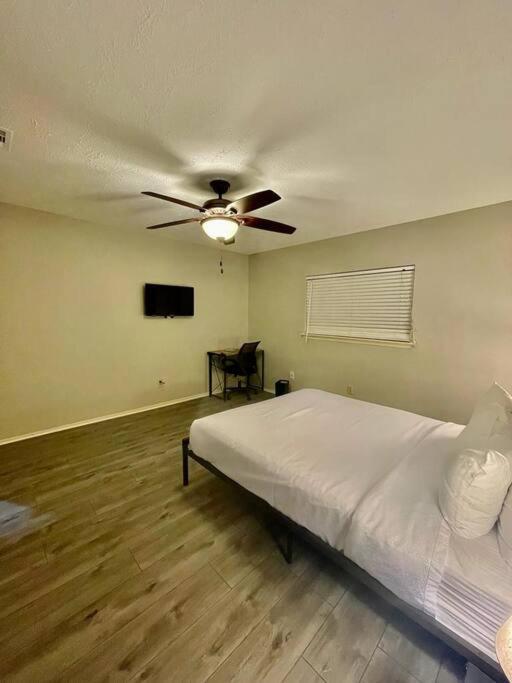 3 Bedroom Entire Home - Centrally Located In Katy, Texas Zewnętrze zdjęcie