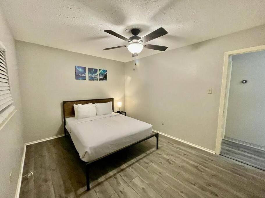 3 Bedroom Entire Home - Centrally Located In Katy, Texas Zewnętrze zdjęcie
